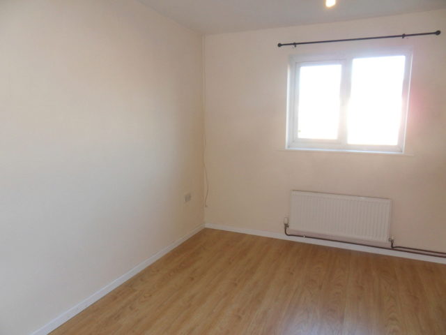  Image of 3 bedroom Terraced house to rent in Stanley Road Roydon Diss IP22 at Stanley Road  Diss, IP22 4AZ